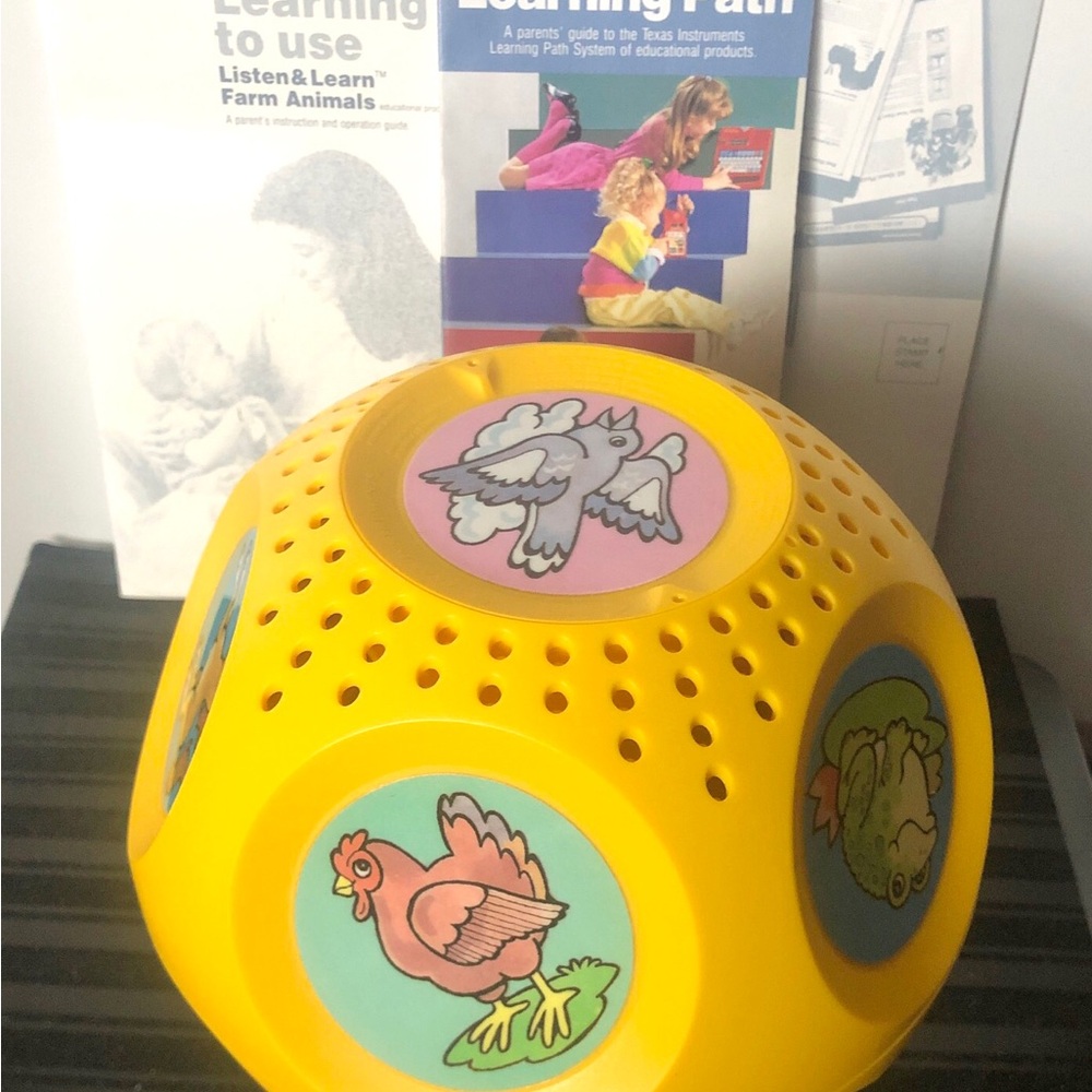Texas Instruments Listen & Learn Sound Learning Farm Animals Rolling Ball New - Picture 4 of 6